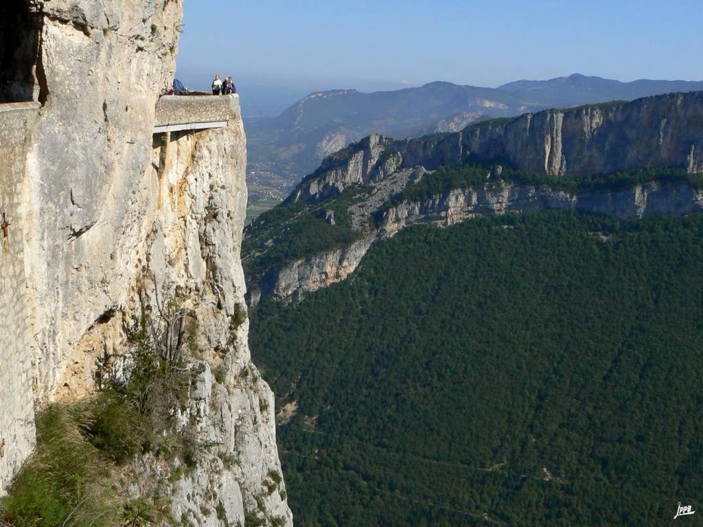 Logez Au Coeur Du Parc Du Vercors Saint-Laurent-en-Royans المظهر الخارجي الصورة